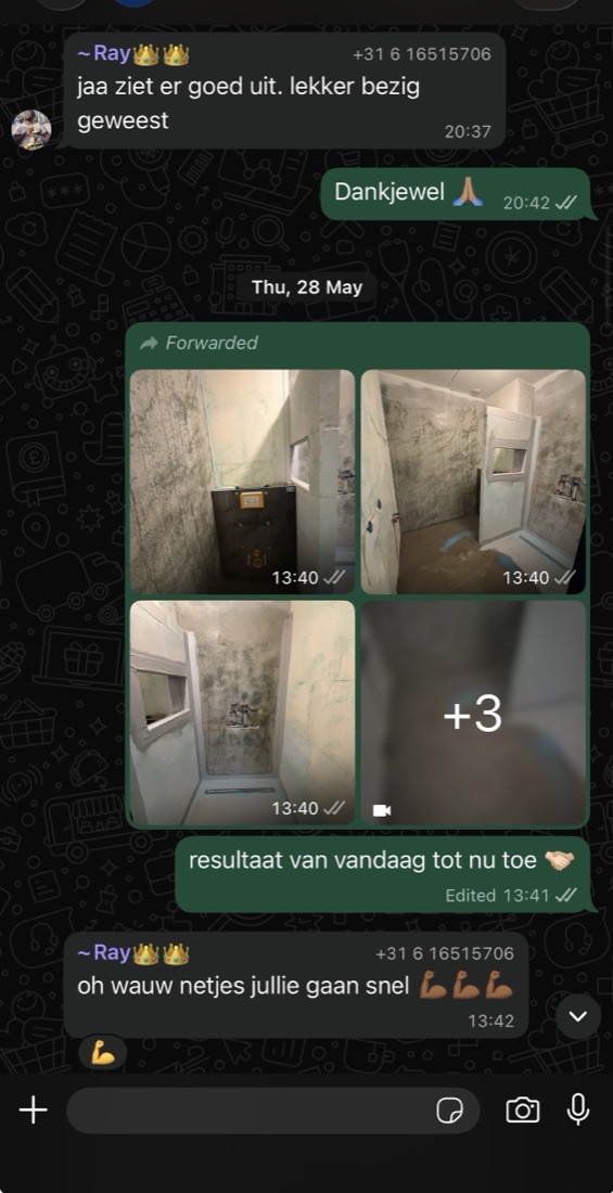 WhatsApp-projectupdate met badkamerfoto's